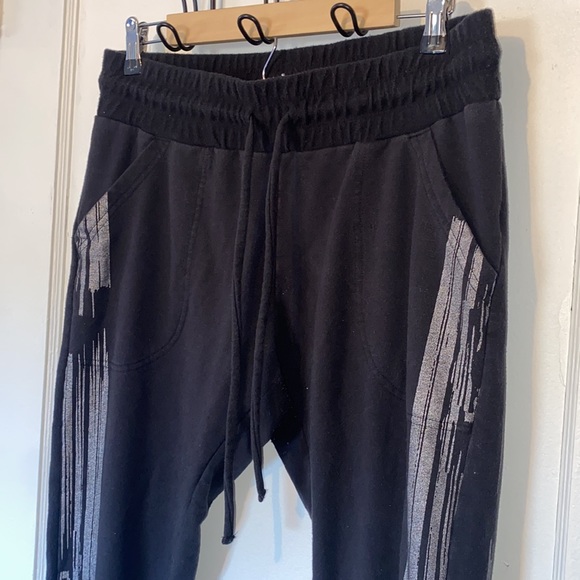 Free People We the Free joggers sweatpants with sparkly glitter - Picture 3 of 10